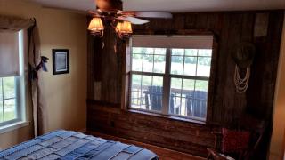 Idyllic Vacation Cottage in the Texas Hill Country near Round Top, Texas - 4