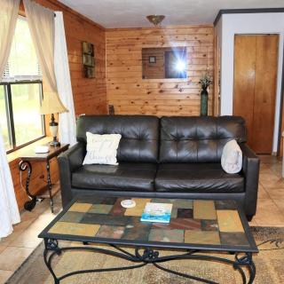 Charming Cabin Rental Perfect for Couples in Carroll County, Arkansas - 2