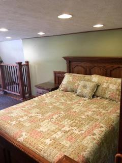 Gorgeous Vacation Cabin for Groups with Stylish Interior near Huntington, West Virginia - 3