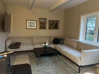 Stuga på hästgård - 8