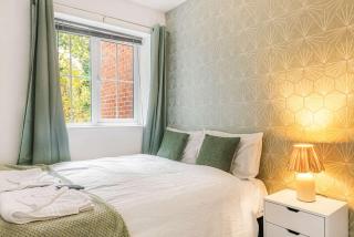 4-Bed Spacious House Perfect for Long-Term Stays - 5