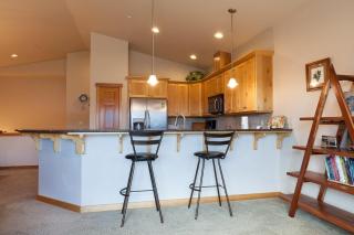 River Scene 30 Night Minimum - 9