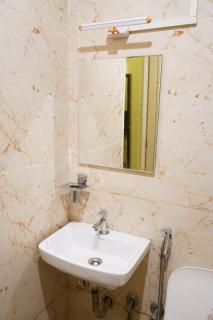 Alphineglow Hotel - 9