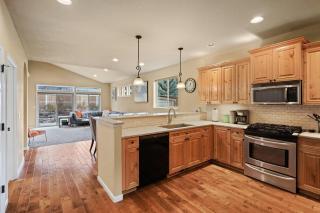 Sunny Days 30 Day Minimum - 4