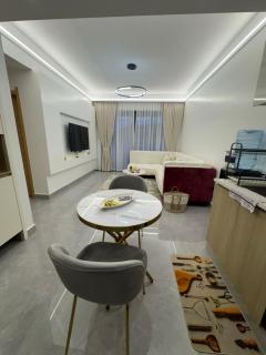 Laurel Hill Suites - 5