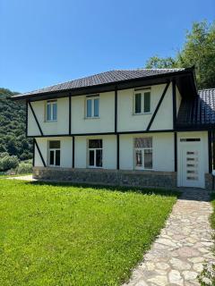 Apartments & Homes with the river Una view - 5