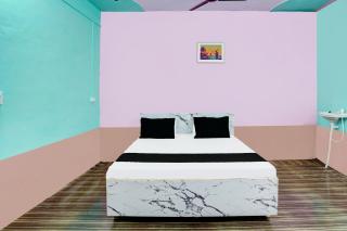 SPOT ON SKY BLUE HOTEL - 4