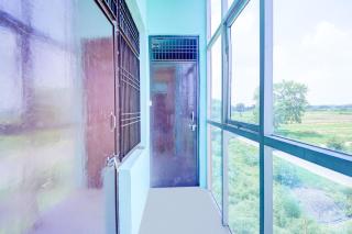 SPOT ON SKY BLUE HOTEL - 8