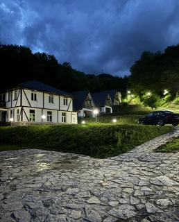 Apartments & Homes with the river Una view - 9