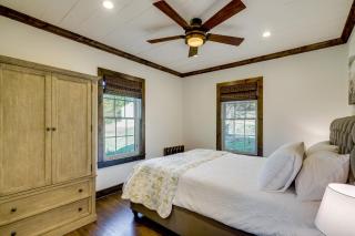 Old Stone Cottage Retreat in the Heart of Missouri - 1