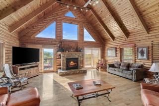 Sugar Bear Lodge - 1