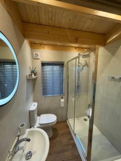 Lake Lodge at Farthings Farm -  - 4