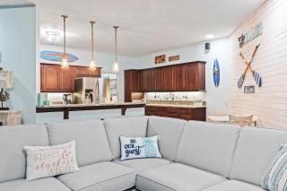 Stunning Beach Cottage! Hot Tub and Pet Friendly! Sleeps 6! - 9