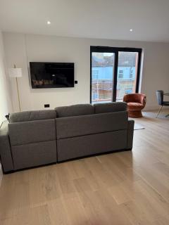 New build - king bed - Fast Wi-Fi - Zone 2 - 6