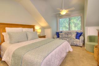 Richmond Park - 17D - 5