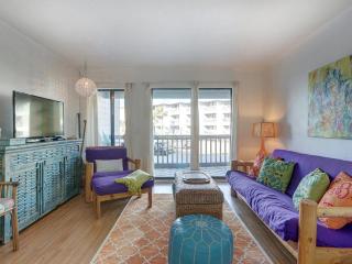 Beach and Racquet - 0