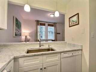 Fountain View Cottage - 3