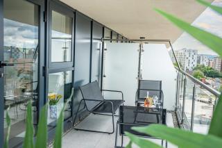 Modern Apartment City Center Leeds with Terrace - 6