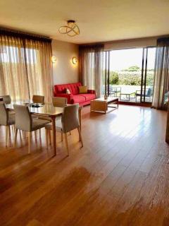 Deauville Beachfront Garden Apartment - 0