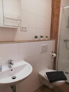 Gemütliche Erdgeschosswohnung mit 3 Einzelzimmern! - 5