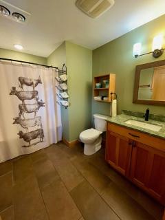 Spacious Cabin Rental for a Farm Getaway in Windsor County, Vermont - 6