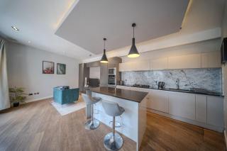 Agar Villa 2BR Home with Garden & Hot Tub - 4