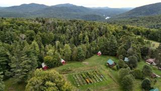 Fully-Furnished Tent-Style Cabin Rental near Indian Lake, Upstate New York - 4