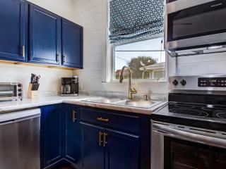 Beachside Villa Unit 4 - 2