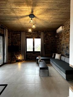 DOXA PETRA Small villa with pool - 5