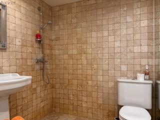 Free Parking l Electric Chimney l Everything nearby - 4