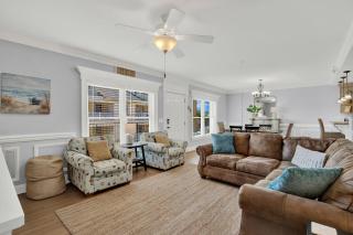 Beach House on Silver - 4