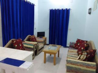 Memnon Apartments - 2