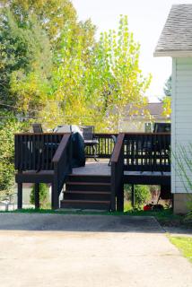 Blue Heron Cottage with Game Room, Deck & Hot Tub - 6