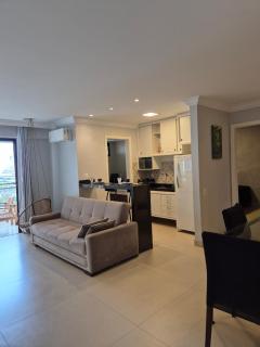 Flat com piscina, academia e vista para o mar - 1