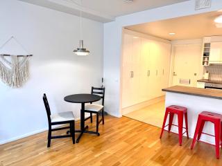 Central Suite with Balcony - 3