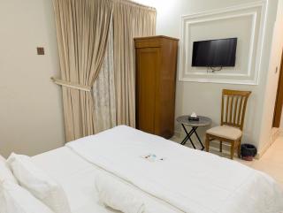 Hotel StayInn - Agha Khan Hospital Branch - 1