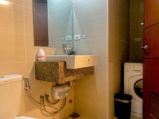 One Bedroom Unit at One Uptown Residence - 1