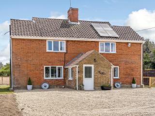 Old Alton Hall Farmhouse - 8