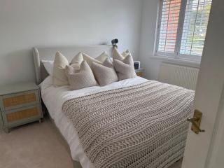 3 bedroomed house in the heart of Torquay - 9