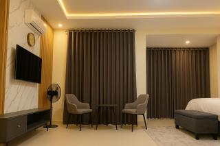 Bim Sparkles Stay - 9