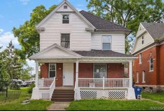 Niagara Falls Home NY - 9