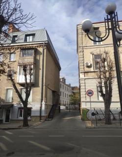 Затишна квартира в центрі міста - 4