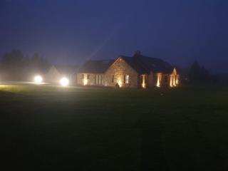 Central Stay-halfway between Killarney and Tralee - 1