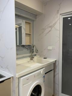 Priscilla Apartment 2 - 1