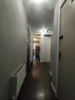 A Modern Homely apartment near Big-Ben - - 3