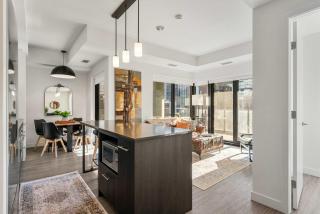 The Atlas & Ivy Skyline Views Parking Gym Balcony - 7