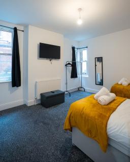 Arboretum Retreats - Luxury Modern 2 bedroom Apartments - 2