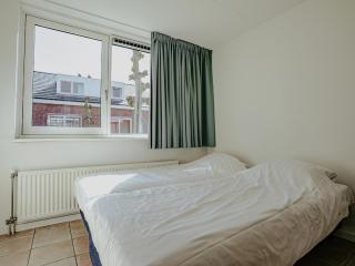 Apartment in Waterpark with Private Jetty - 7