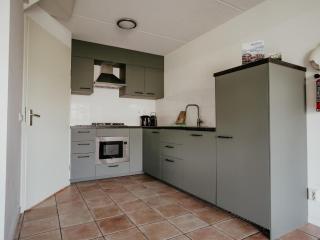 Apartment in Waterpark with Private Jetty - 8