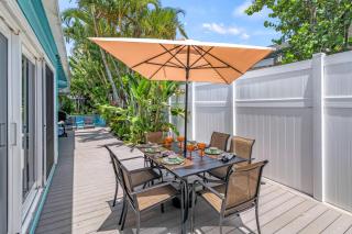 Toes in the Sand - 113 - 6